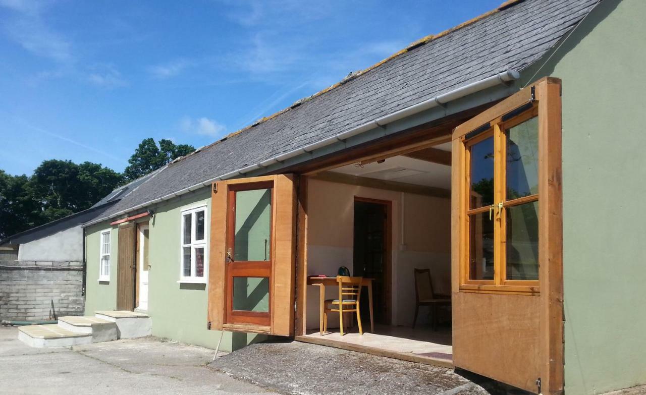 Granary Barn Hostel Helston Exterior photo