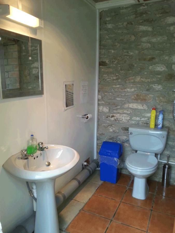 Granary Barn Hostel Helston Exterior photo