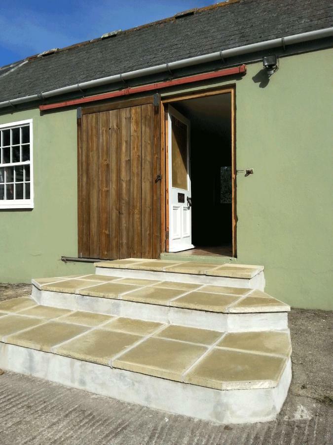 Granary Barn Hostel Helston Exterior photo